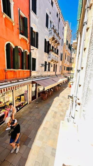 Venice Lin Apartment Exteriör bild